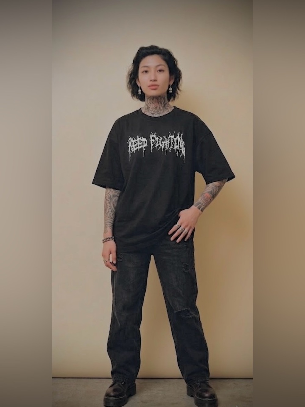 🆕 SCHAF Keep Fighting Back Grunge T shirt NWOT Medium